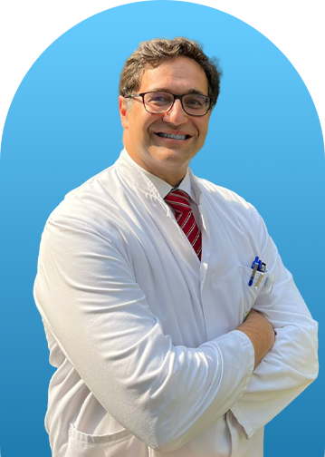 Porträtbild von Prof. Dr. Reza Akhavan-Sigari, Neurochirurg in Bremen